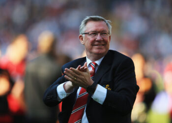 WEST BROMWICH, ENGLAND - MAY 19:  Manchester United manager Sir Alex Ferguson applauds the crowd after his 1,500th and final match in charge of the club following the Barclays Premier League match between West Bromwich Albion and Manchester United at The Hawthorns on May 19, 2013 in West Bromwich, England.  (Photo by Richard Heathcote/Getty Images)