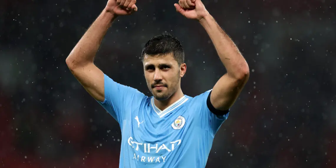 MANCHESTER, ENGLAND - OCTOBER 29: Rodri  of Manchester City celebrates after the Premier League match between Manchester United and Manchester City at Old Trafford on October 29, 2023 in Manchester, England. (Photo by Catherine Ivill/Getty Images)