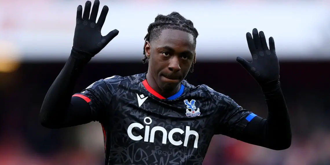 LONDON, ENGLAND - JANUARY 20: Eberechi Eze of Crystal Palace acknowledges the fans following the team's defeat during the Premier League match between Arsenal FC and Crystal Palace at Emirates Stadium on January 20, 2024 in London, England. (Photo by Justin Setterfield/Getty Images)