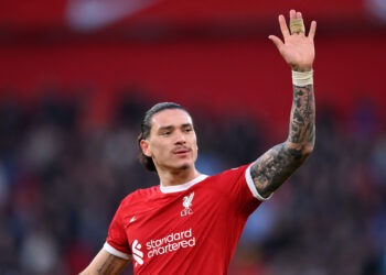 LIVERPOOL, ENGLAND - FEBRUARY 10: Darwin Nunez of Liverpool  waves to crowd after the Premier League match between Liverpool FC and Burnley FC at Anfield on February 10, 2024 in Liverpool, England. (Photo by Justin Setterfield/Getty Images)