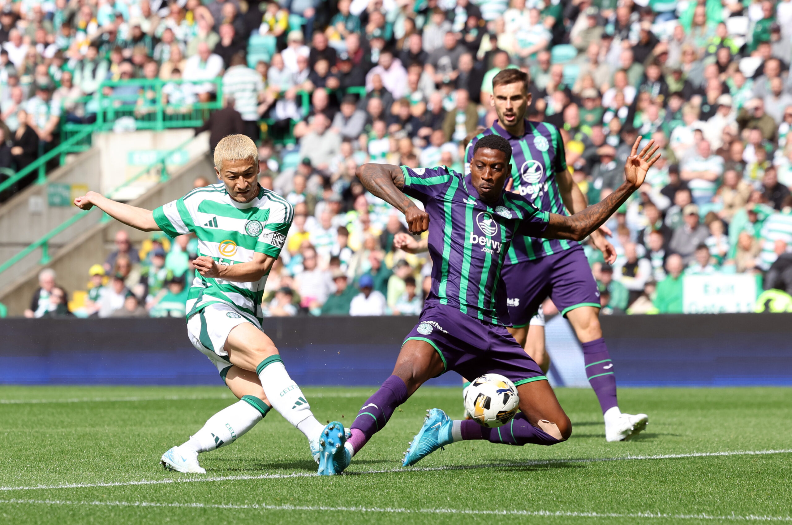 Celtic attacker Daizen Maeda in action against Hibernian