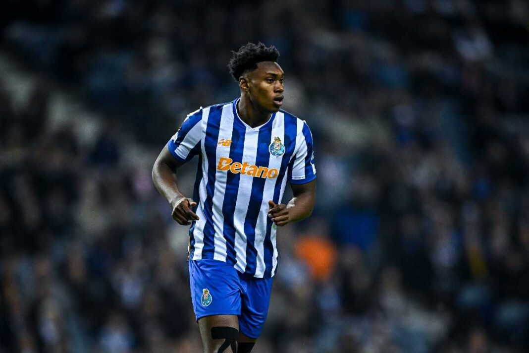 fc-porto-v-fc-midtjylland-uefa-europa-league-2024-25-league-phase-md6 (1) Samu Aghehowa to Manchester United?