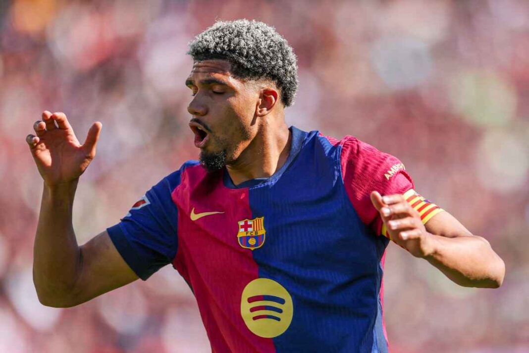 fc-barcelona-v-girona-fc-la-liga-ea-sports (1) Ronald Araujo linked to Liverpool