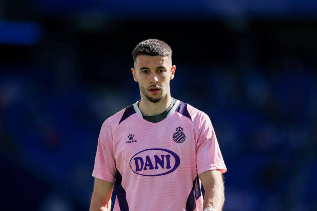 rcd-espanyol-de-barcelona-v-atletico-de-madrid-la-liga-ea-sports (1) Joan Garcia linked with Manchester United