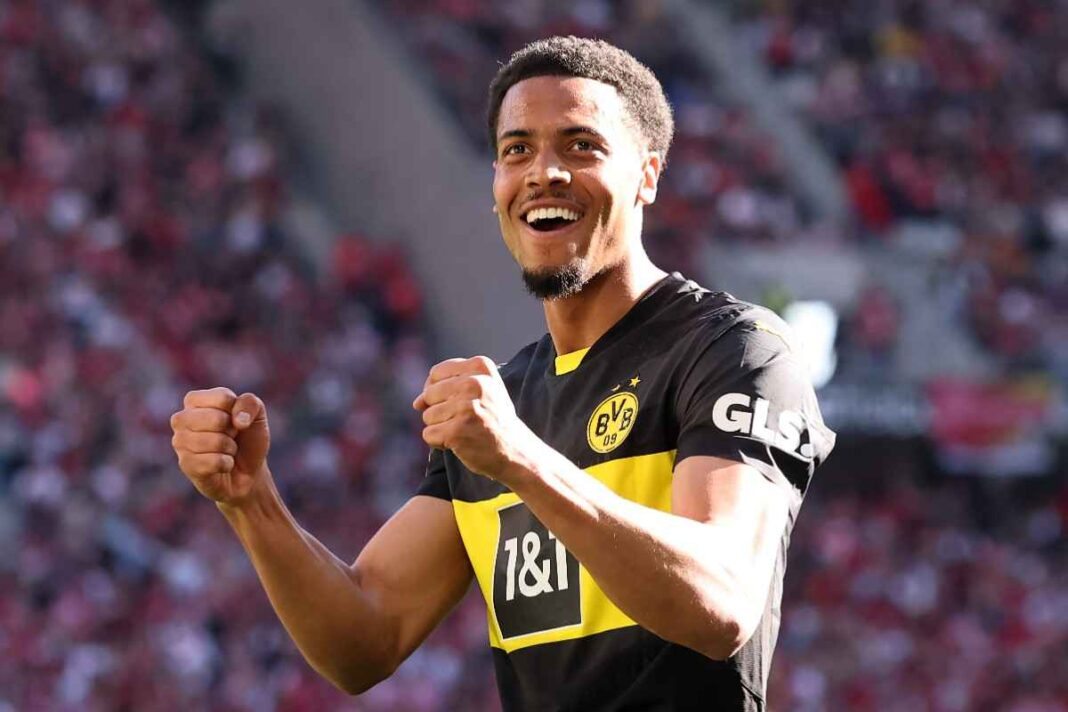 sport-club-freiburg-v-borussia-dortmund-bundesliga (1) Jamie Gittens to Manchester United?