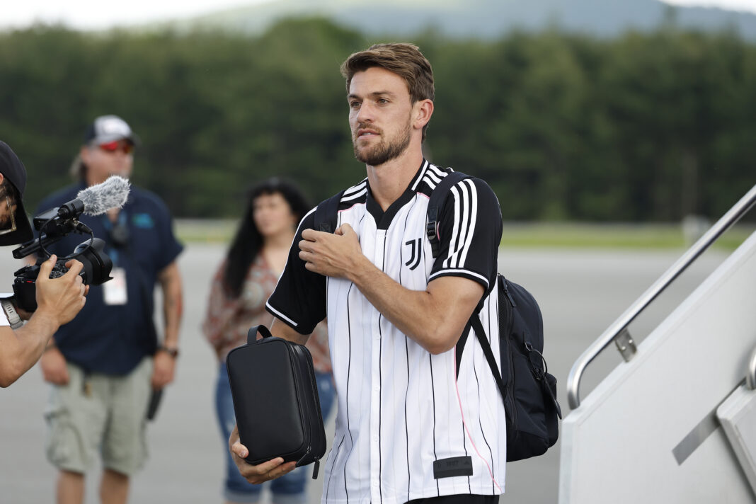 Juventus FC Airport Arrivals - FIFA Club World Cup 2025 West Ham United Like Daniele Rugani