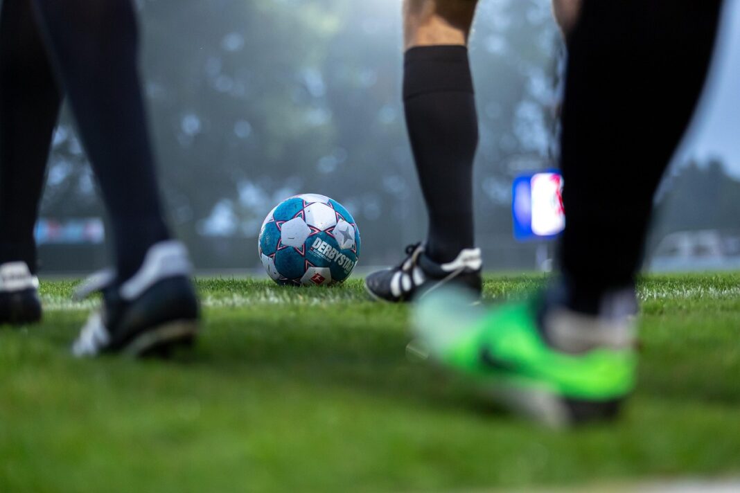 football-6994653_1280