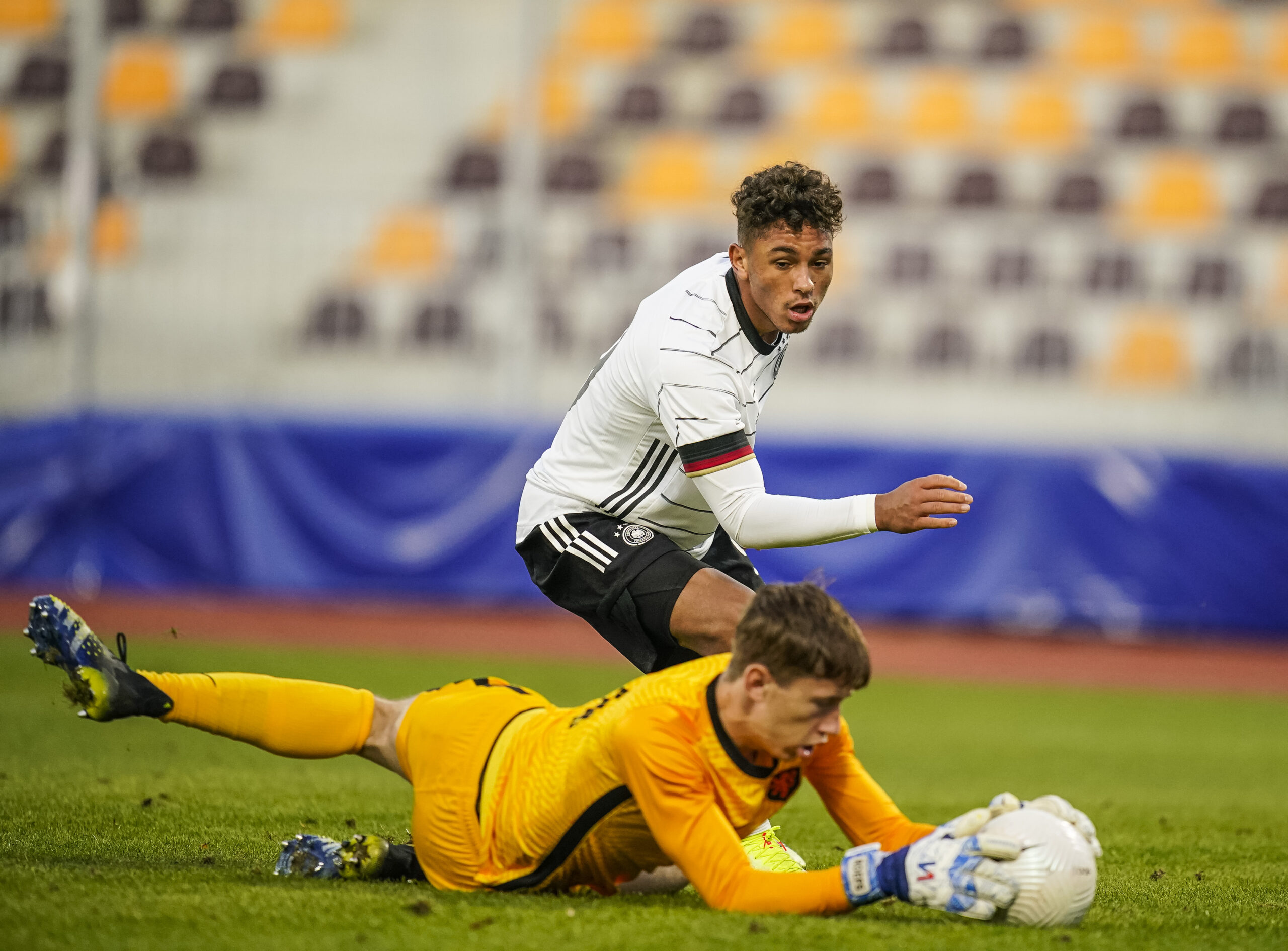 Sunderland signing Roefs in action for the Netherlands U19