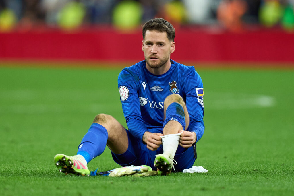 Big bid for Alex Remiro from Aston Villa and a direct denial