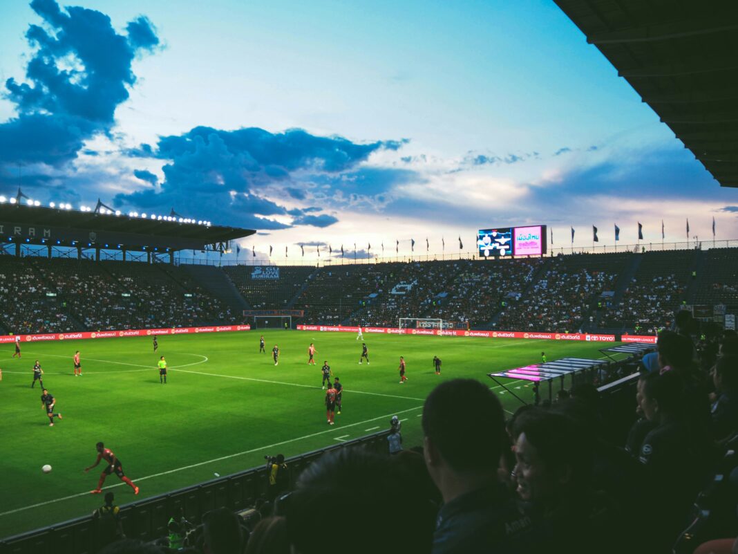 fancy-crave-qowyMze7jqg-unsplash (1) football field