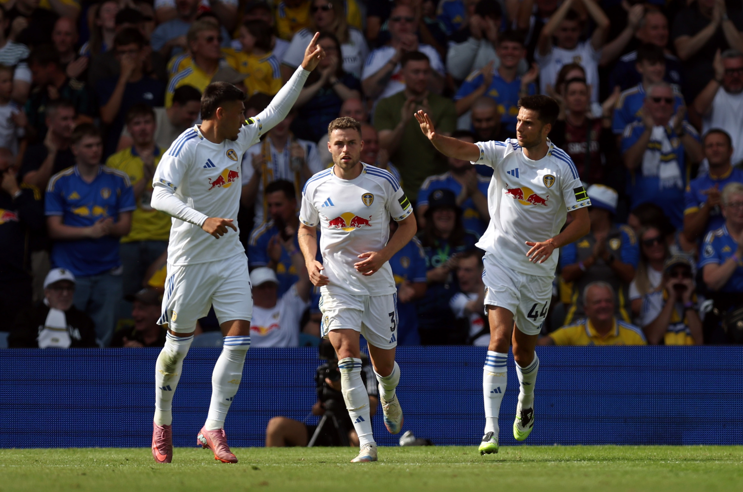 Leeds United forward Piroe celebrates his goal against Villarreal