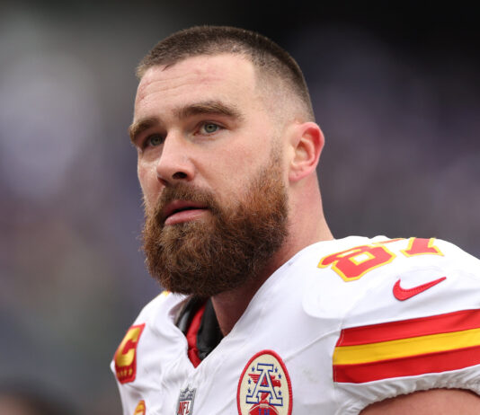 Travis Kelce Net Worth: How much does the Chiefs TE earns?