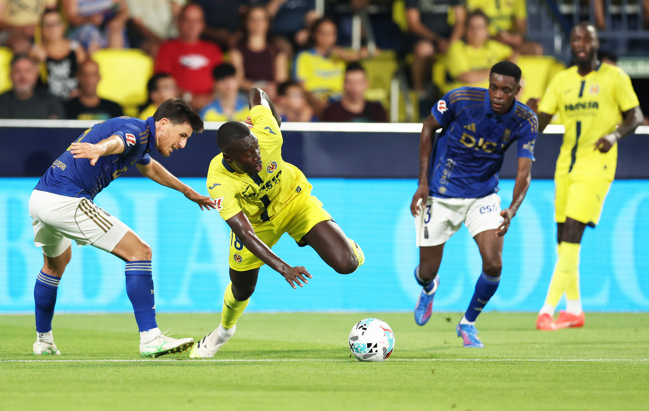 Villarreal CF v Real Oviedo - LaLiga EA Sports West Ham