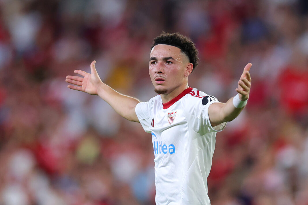 Sevilla FC v Elche CF - LaLiga EA Sports Tottenham Hotspur