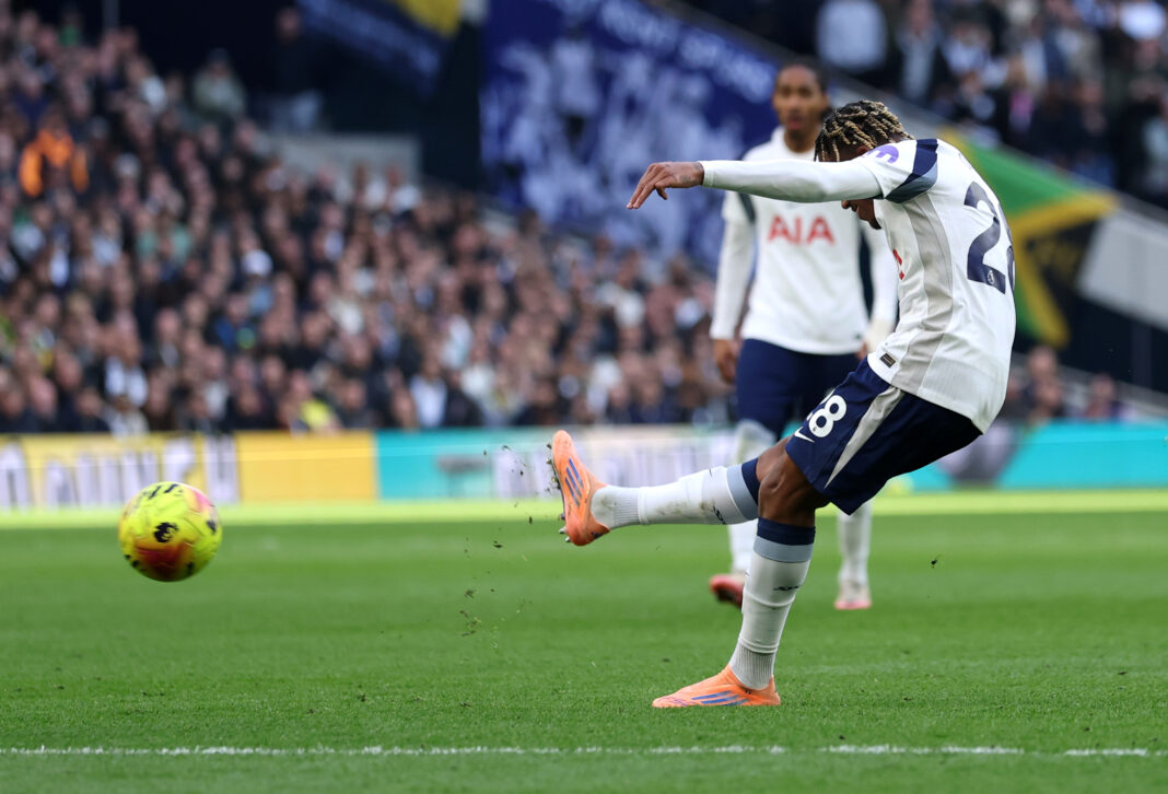 Tottenham Hotspur v Manchester United - Premier League Tottenham Hotspur