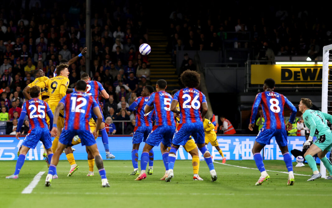 Jørgen Strand Larsen in action against Crystal Palace