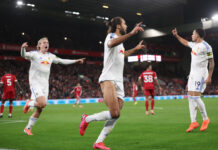 Calvert-Lewin and Bogle To Start | 5-3-2 Leeds United Predicted Lineup Vs Manchester United Leeds United