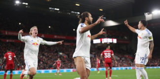 Calvert-Lewin and Bogle To Start | 5-3-2 Leeds United Predicted Lineup Vs Manchester United Leeds United