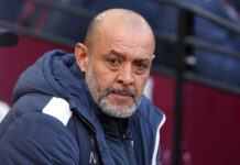 Former West Ham Scout Provides Update On Club’s Chase Of Man United Defender: Good Fit For The Hammers? West Ham In The Race To Sign Defensive Leader