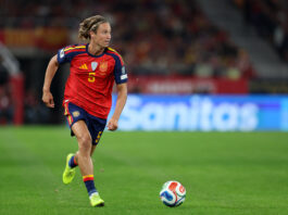 Manchester United Are Eyeing A Move For This Experienced Right-Back: Good Fit For Carrick? Manchester United