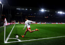 Leeds United Are Facing Tough Competition For This Eredivisie Full-Back: Should Farke Go For Him?