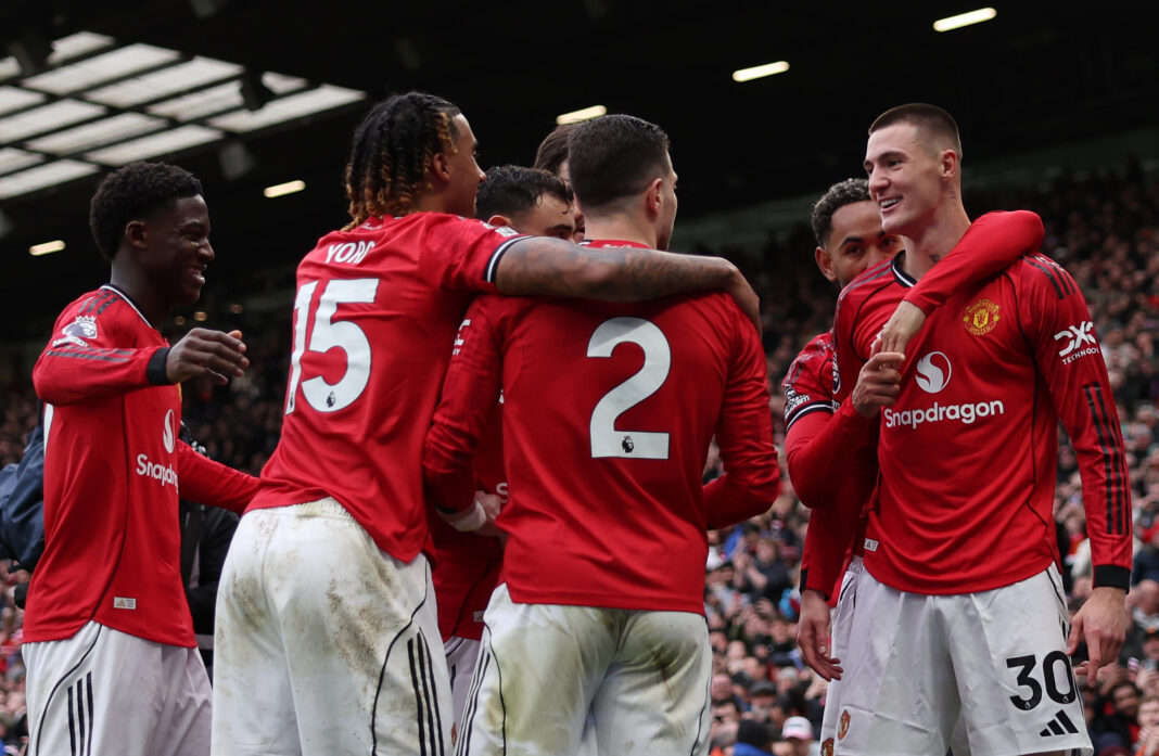 Manchester United v Aston Villa - Premier League Manchester United