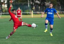 The ‘Box’ Midfield: Why Extra Bodies in the Center Are Neutralizing the Classic Number 10 Footballers playing