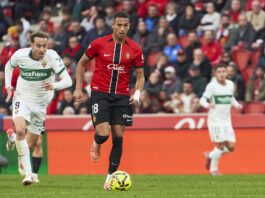 On-Loan Leeds United Striker Is On The Radar Of Wrexham: Should Farke Let Him Go? Leeds United