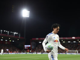 Will Farke Make Any Changes? | 3-4-2-1 Leeds United Predicted Lineup Vs Chelsea Leeds United