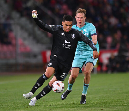 Manchester United Are Hoping To Land This Aston Villa Playmaker: Good Option For Carrick? Manchester United