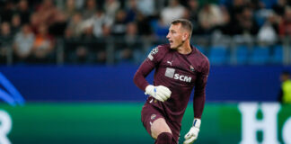 Leeds United Submit €10m Bid For Goalkeeper’s Signing: Is He The Tactical Upgrade That Farke Needs? Leeds United