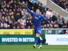 Manchester United Have Held Talks To Sign This Everton Defender: Decent Fit For Carrick? Manchester United