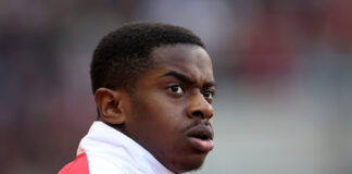 Chelsea Are Trailing Manchester United For This Sunderland Midfielder: What Should The Blues Do? Chelsea