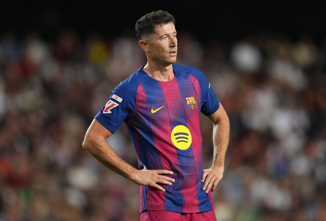 Valencia CF v FC Barcelona - LaLiga EA Sports Manchester United